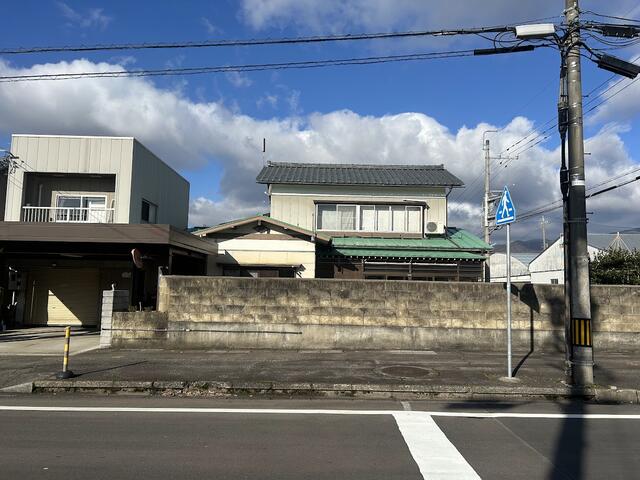 福井県勝山市の一戸建て | 700万円 | 6DK | 405.16m² | Akiyama house finder