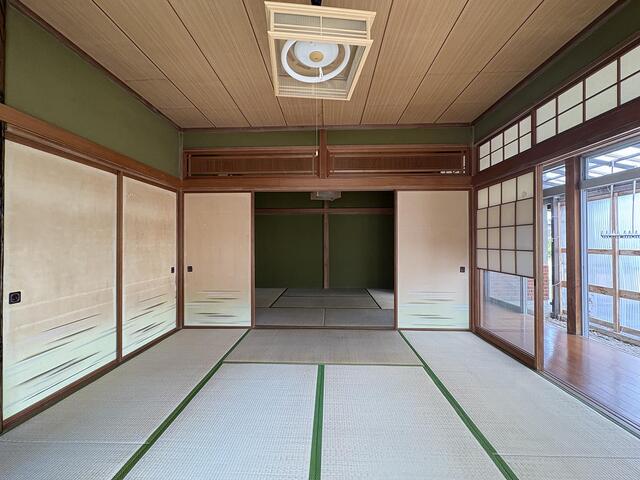 detached 福井県鯖江市上氏家町 地図を見る