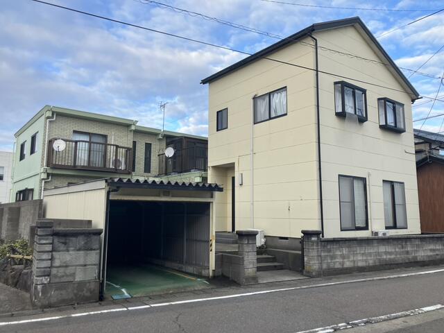 福井県坂井市の一戸建て | 1720万円 | 8LDK | 249.88m² | Akiyama house finder