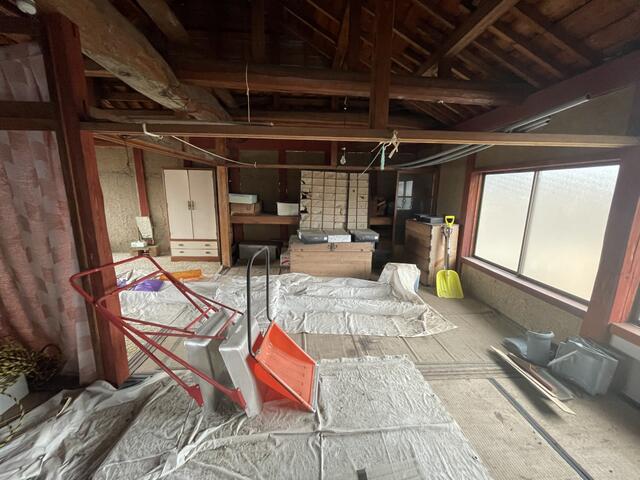 detached 福井県勝山市平泉寺町大渡 地図を見る