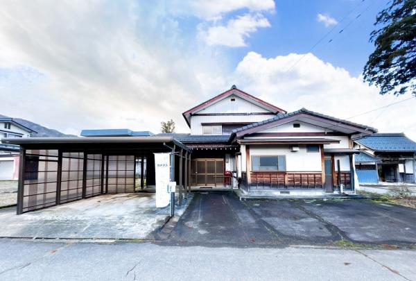 福井県大野市の一戸建て | 649万円 | 6LDK | 200.63m² | Akiyama house finder
