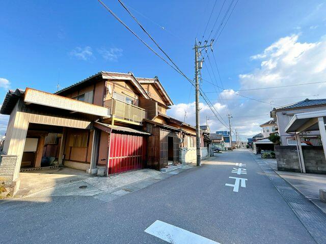 detached 福井県大野市美里町 地図を見る