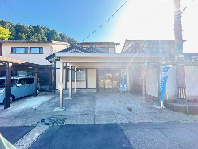 detached 福井県吉田郡永平寺町法寺岡 地図を見る