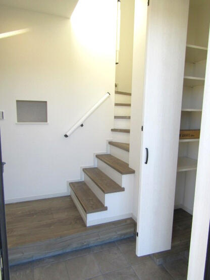 detached 山梨県中巨摩郡昭和町河東中島 地図を見る