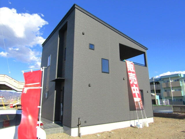 detached 山梨県中巨摩郡昭和町河東中島 地図を見る