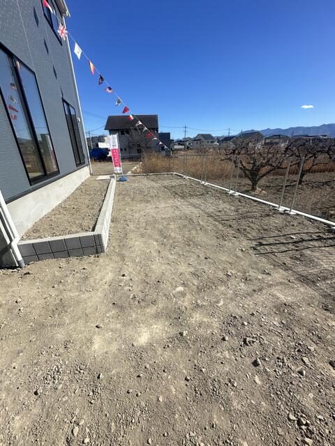 detached 山梨県中巨摩郡昭和町築地新居 地図を見る