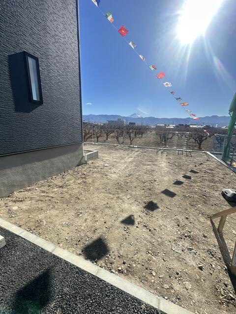 detached 山梨県中巨摩郡昭和町築地新居 地図を見る