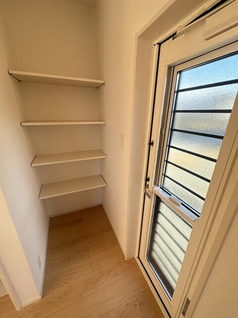 detached 山梨県中央市井之口 地図を見る