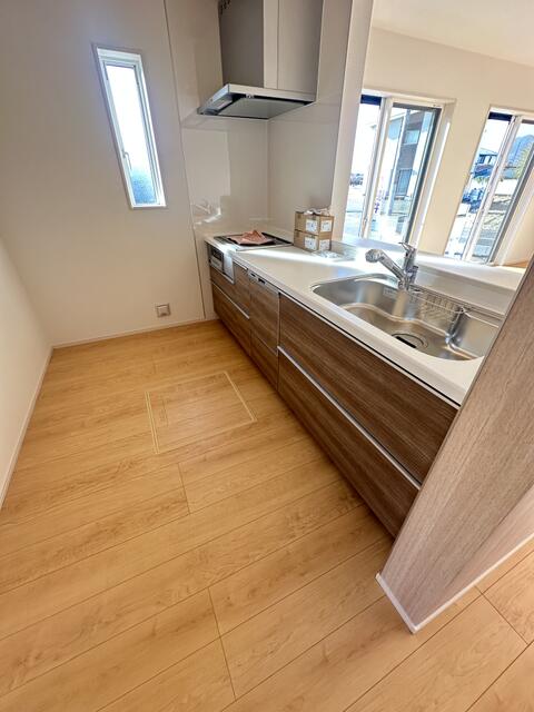 detached 山梨県中央市井之口 地図を見る