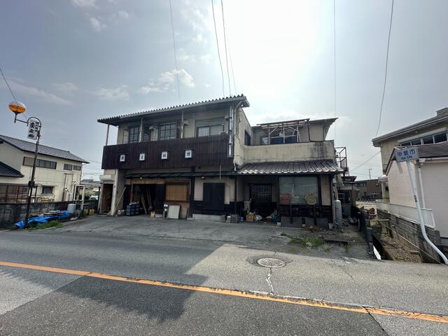 山梨県中巨摩郡昭和町の一戸建て | 1200万円 | 6DK | 186.58m² | Akiyama house finder