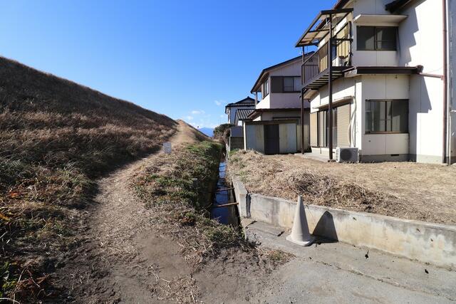 detached 山梨県笛吹市石和町小石和 地図を見る