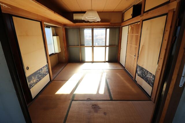 detached 山梨県笛吹市石和町小石和 地図を見る