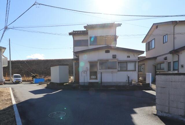 detached 山梨県笛吹市石和町小石和 地図を見る