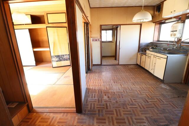 detached 山梨県笛吹市石和町小石和 地図を見る