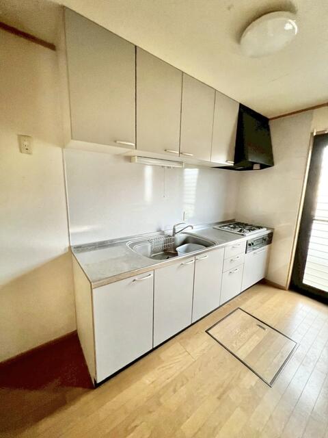 detached 山梨県中央市高部 地図を見る