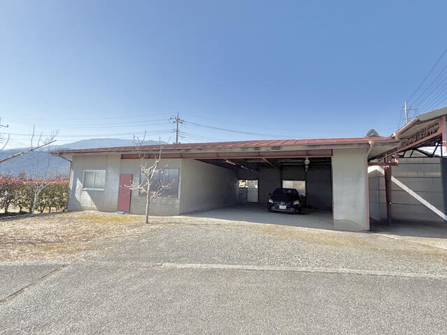 現地（駐車場）