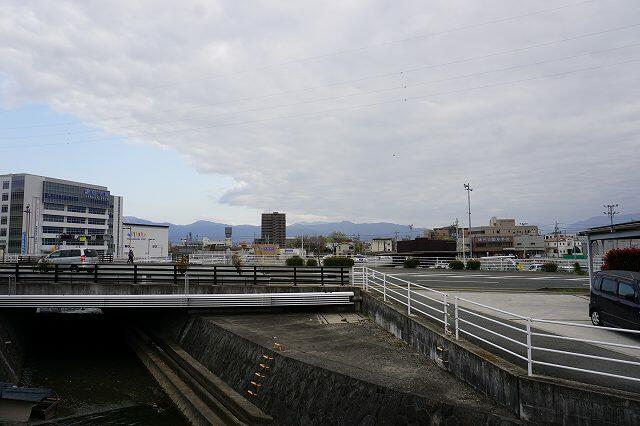 detached 山梨県甲府市塩部２丁目 地図を見る