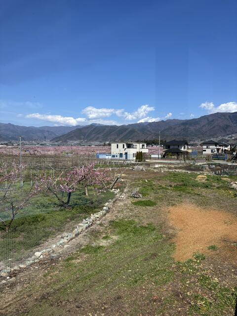detached 山梨県甲州市勝沼町綿塚 地図を見る