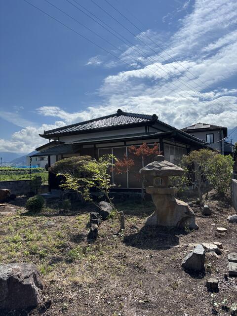 detached 山梨県甲州市勝沼町綿塚 地図を見る