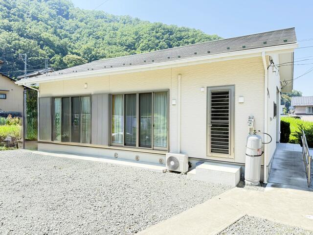 detached 山梨県南巨摩郡身延町西嶋
