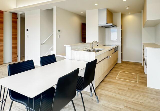 detached 山梨県甲斐市下今井 地図を見る