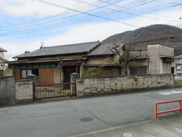detached 山梨県笛吹市石和町山崎 地図を見る