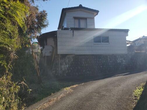detached 山梨県大月市賑岡町岩殿