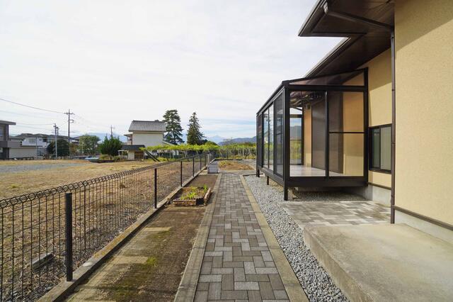 detached 山梨県笛吹市石和町上平井 地図を見る