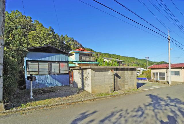 detached 山梨県富士吉田市上暮地７丁目 地図を見る