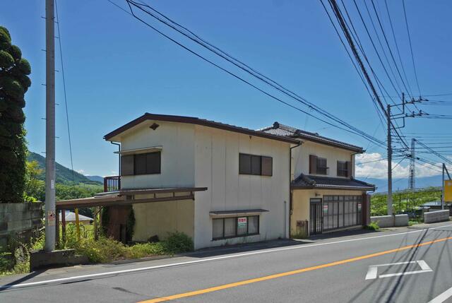 detached 山梨県甲州市勝沼町勝沼 地図を見る