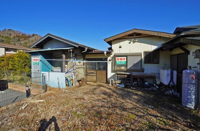 detached 山梨県都留市四日市場 地図を見る
