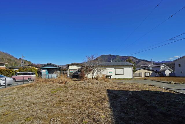 detached 山梨県都留市四日市場 地図を見る