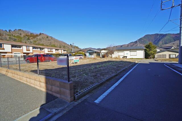 detached 山梨県都留市四日市場 地図を見る