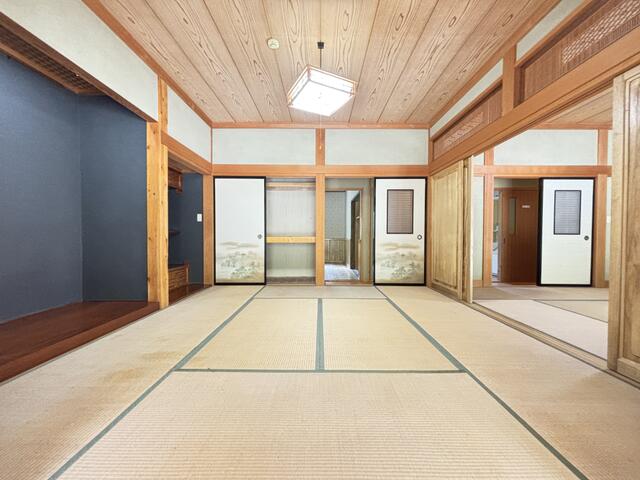 detached 山梨県南巨摩郡南部町成島 地図を見る