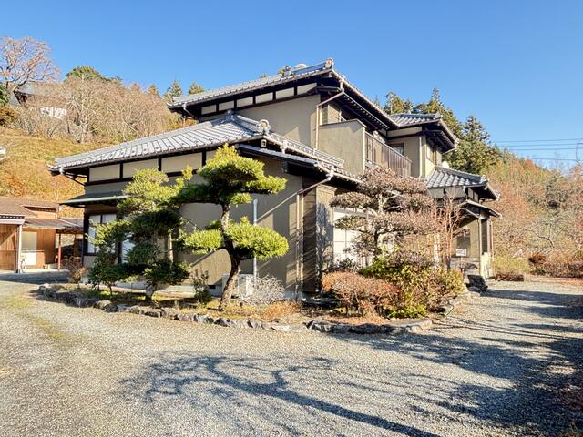 detached 山梨県南巨摩郡南部町成島 地図を見る