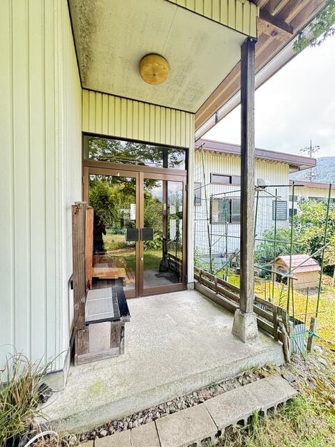 detached 山梨県南巨摩郡南部町本郷 地図を見る