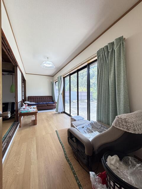detached 山梨県南巨摩郡身延町北川 地図を見る