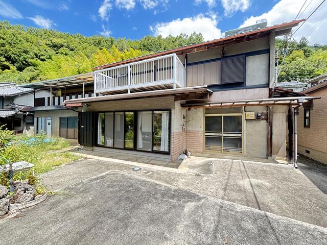 detached 山梨県南巨摩郡身延町北川 地図を見る