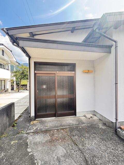 detached 山梨県南巨摩郡南部町南部 地図を見る