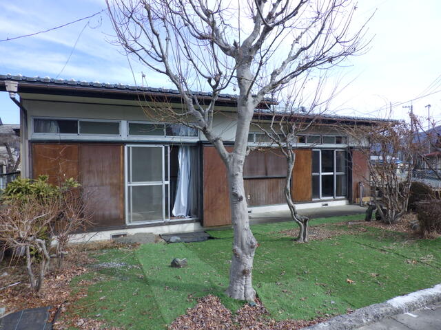 detached 山梨県富士吉田市上吉田 地図を見る