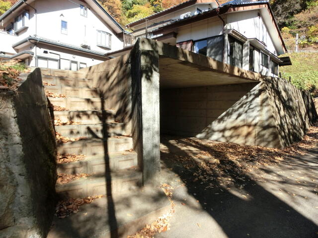 detached 山梨県甲州市大和町鶴瀬