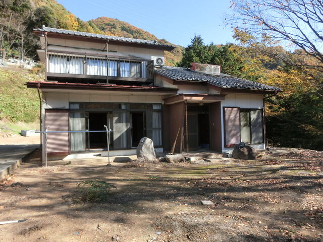 detached 山梨県甲州市大和町鶴瀬