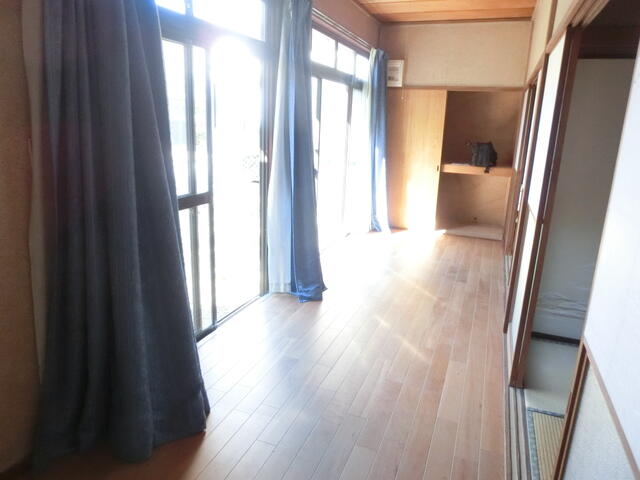 detached 山梨県甲州市大和町鶴瀬