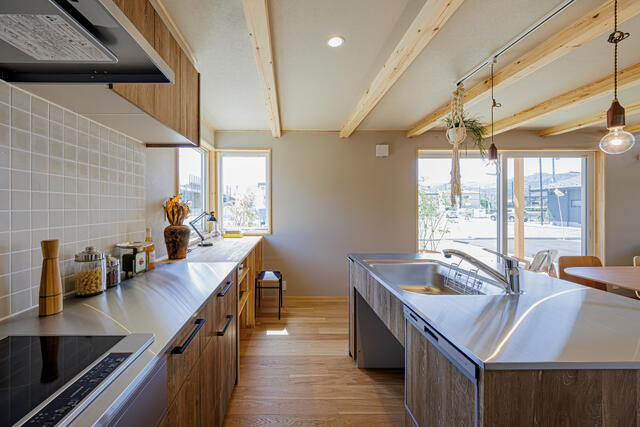 detached 山梨県中巨摩郡昭和町河東中島 地図を見る