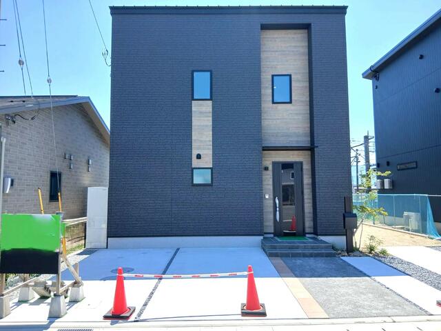 detached 山梨県中巨摩郡昭和町河東中島 地図を見る