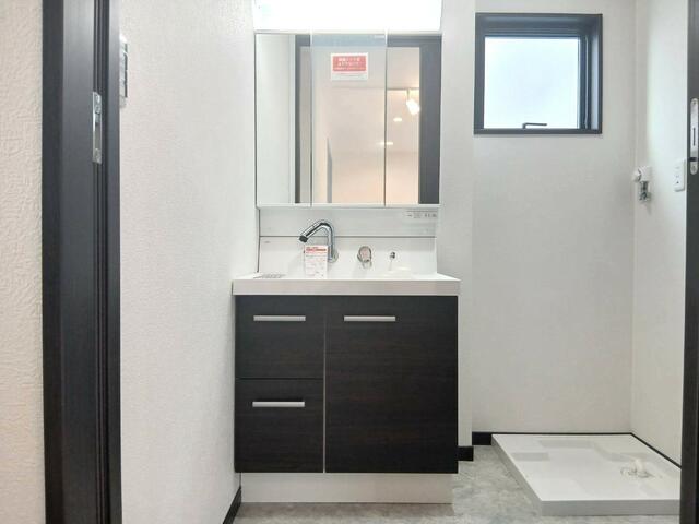 detached 山梨県中巨摩郡昭和町河東中島 地図を見る