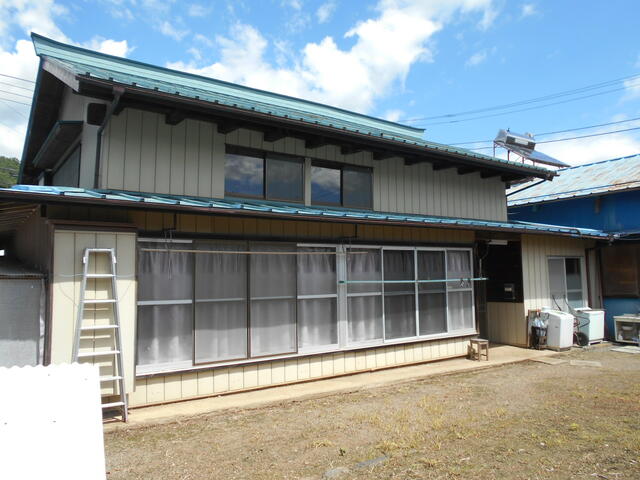 detached 山梨県都留市夏狩 地図を見る
