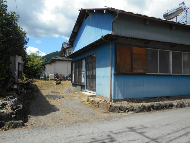 detached 山梨県都留市夏狩 地図を見る