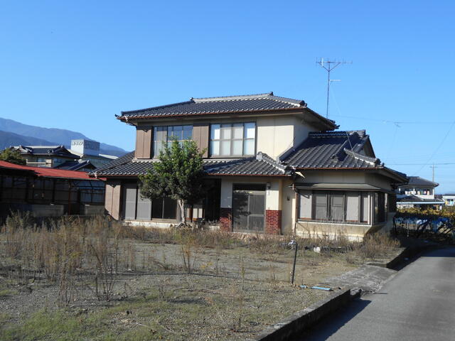 山梨県南アルプス市の一戸建て | 1720万円 | 6DK | 930.71m² | Akiyama house finder