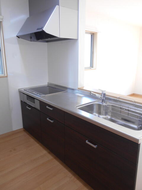 detached 山梨県中央市東花輪 地図を見る